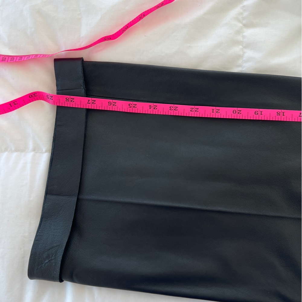 Cos women’s leather drawstring pan. Size 2 - Picture 6 of 9